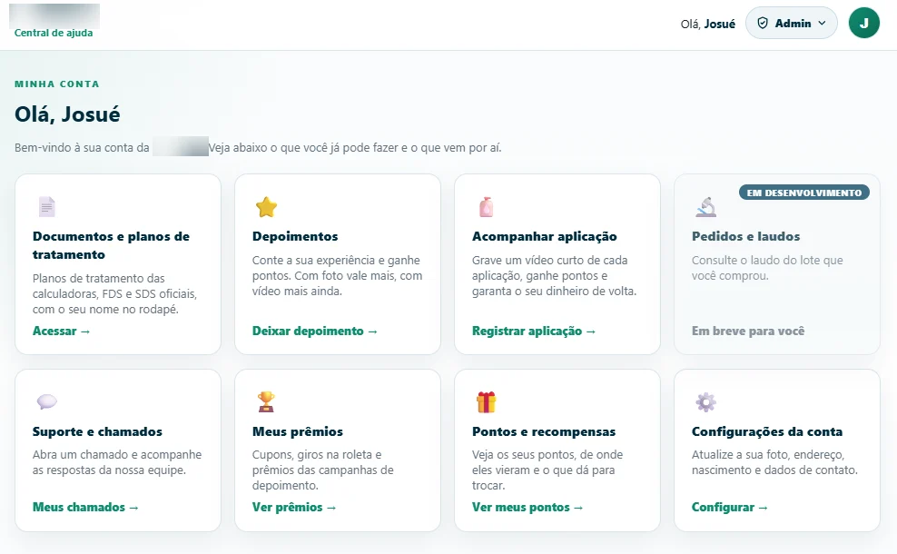 Tela inicial de um portal desenvolvido para um cliente, com atalhos para documentos, depoimentos, registro de aplicação, laudos, chamados, prêmios, pontos e configurações; o nome da empresa está ofuscado
